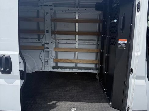 Used 2025 RAM ProMaster 2500 w/ U-Haul Equipment Group FWD image 16