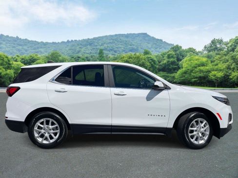 Used 2024 Chevrolet Equinox LT FWD image 21