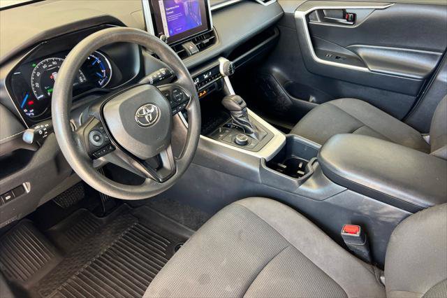 Certified 2023 Toyota RAV4 LE AWD/4WD image 11