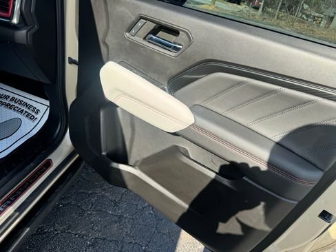 Certified 2024 GMC Canyon AT4X image 11