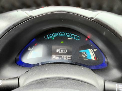 Used 2015 Nissan Leaf S w/ Charge Package image 14