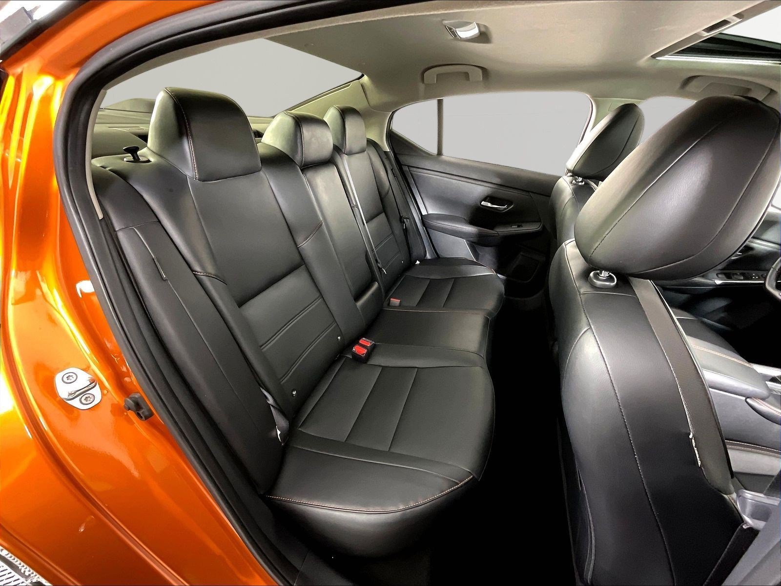 Used 2022 Nissan Sentra SR w/ SR Premium Package FWD image 25
