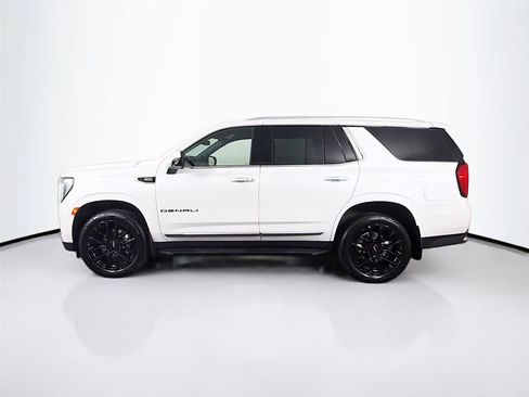 Used 2024 GMC Yukon Denali AWD/4WD image 8