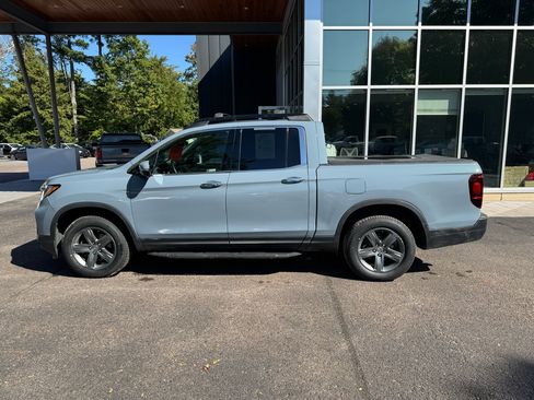 Used 2022 Honda Ridgeline RTL-E image 2