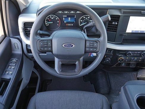 New 2026 Ford F250 XL w/ FX4 Off-Road Package AWD/4WD image 16