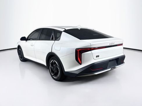 Used 2025 Kia K4 EX FWD image 28