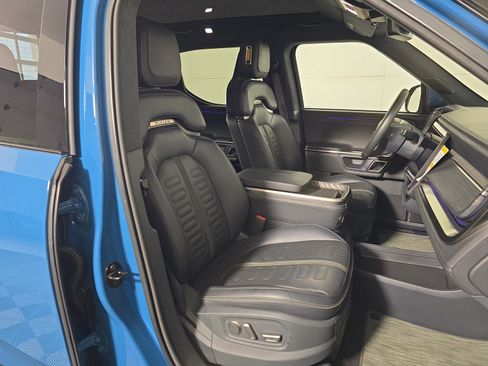 Used 2023 Rivian R1T Adventure image 23