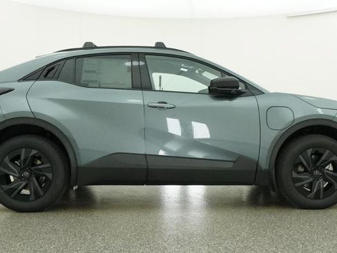 New 2026 Toyota C-HR AWD/4WD image 52