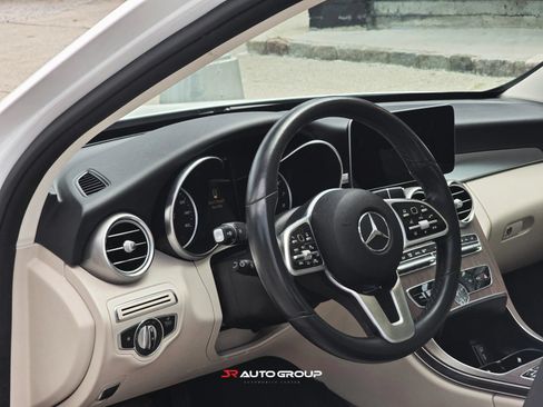Used 2019 Mercedes-Benz C 300 4MATIC Sedan image 41