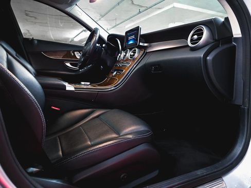 Used 2017 Mercedes-Benz C 300 C 300 image 36