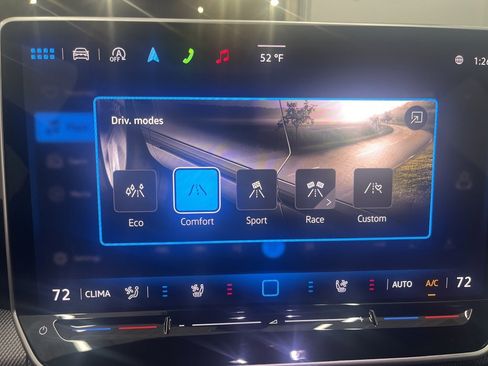 New 2026 Volkswagen Golf image 25