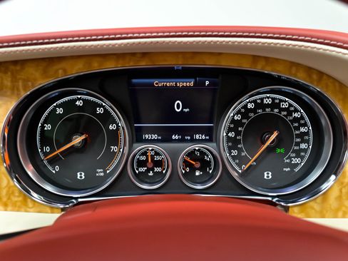 Used 2016 Bentley Flying Spur W12 AWD/4WD image 11