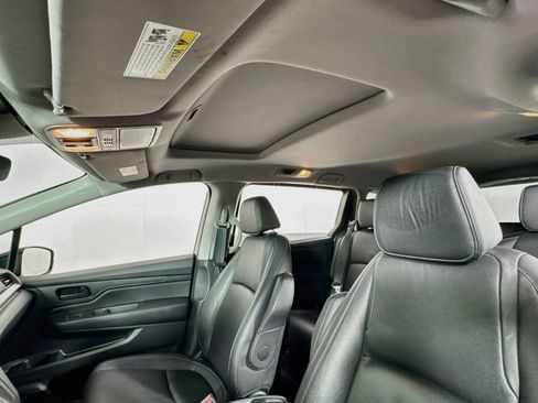 Used 2023 Honda Odyssey EX-L image 15