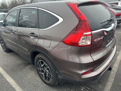 Used 2016 Honda CR-V SE image 4