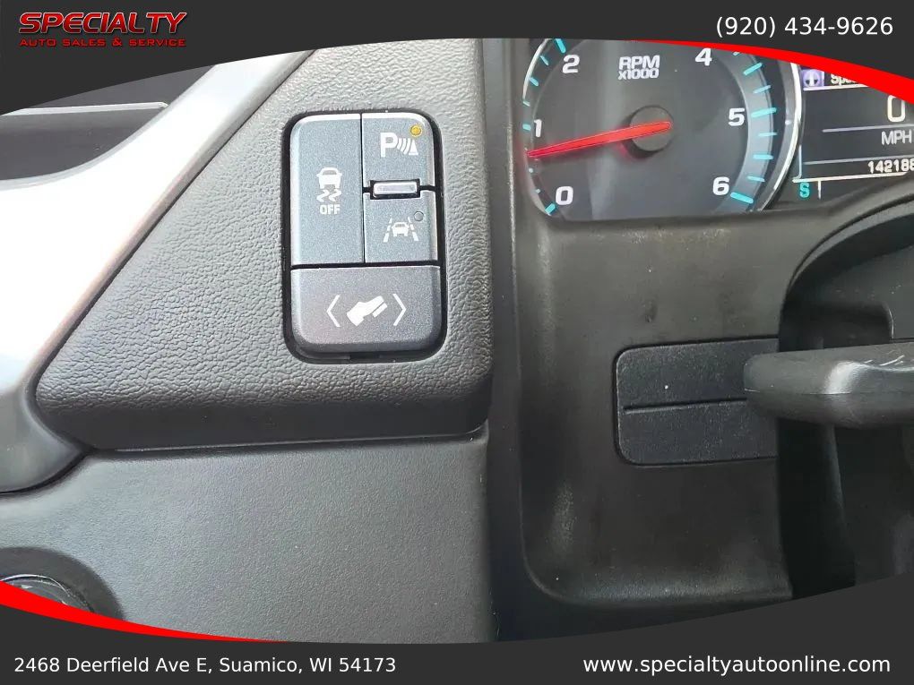 Used 2019 Chevrolet Suburban LT AWD/4WD image 22