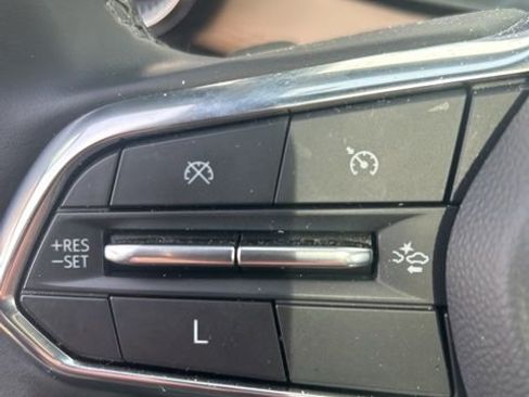 Used 2025 Chevrolet Equinox ACTIV w/ Safety and Technology Package image 18