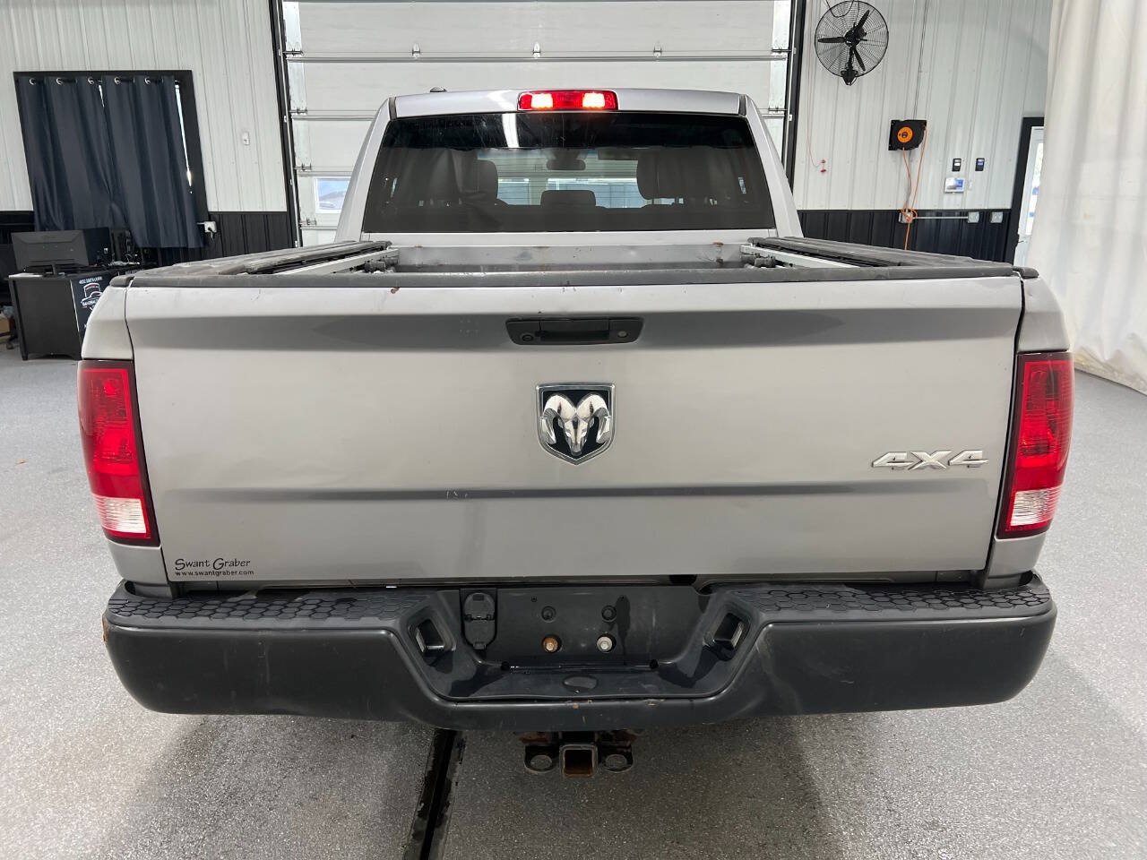 Used 2021 RAM 1500 4x4 Crew Cab Classic image 5