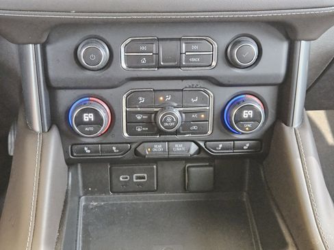 Used 2023 Chevrolet Tahoe Z71 image 20