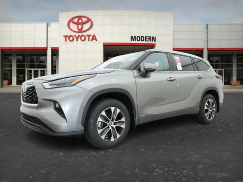 New 2026 Toyota Highlander XLE AWD/4WD image 15