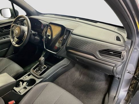 Used 2025 Subaru Forester Premium AWD/4WD image 28