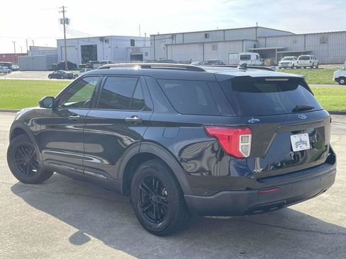 Certified 2020 Ford Explorer XLT image 5