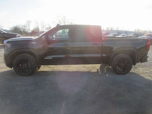 New 2026 GMC Sierra 1500 Elevation image 10