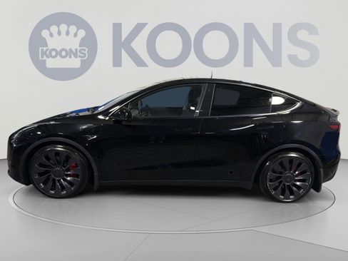 Used 2022 Tesla Model Y Performance AWD/4WD image 2