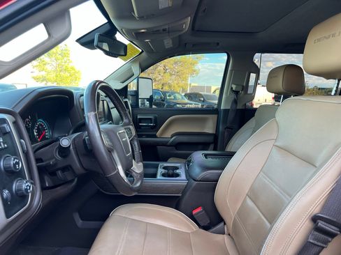 Used 2018 GMC Sierra 3500 Denali w/ Duramax Plus Package AWD/4WD image 28