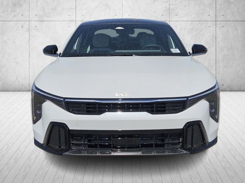 New 2026 Kia K4 GT-Line image 2