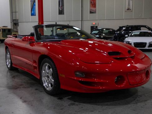 Used 2001 Pontiac Firebird Trans Am RWD image 8