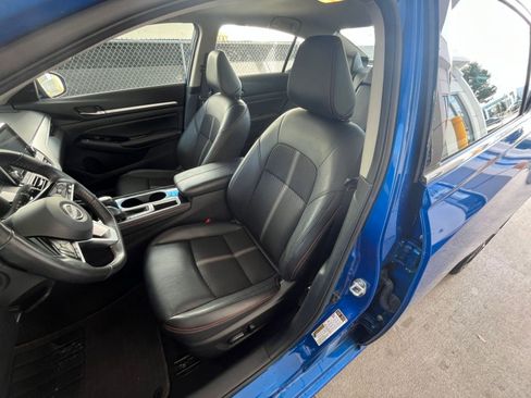 Used 2025 Nissan Altima 2.5 SR image 35