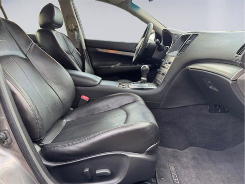 Used 2012 INFINITI G37 Journey w/ Premium Pkg image 20