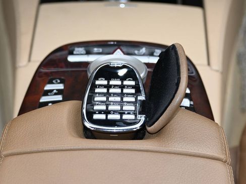 Used 2007 Mercedes-Benz S 550 image 18