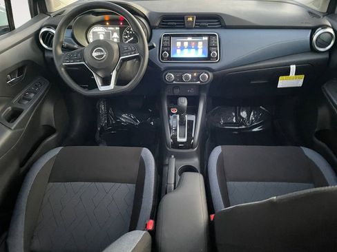 New 2025 Nissan Versa SV w/ Trunk Package image 31