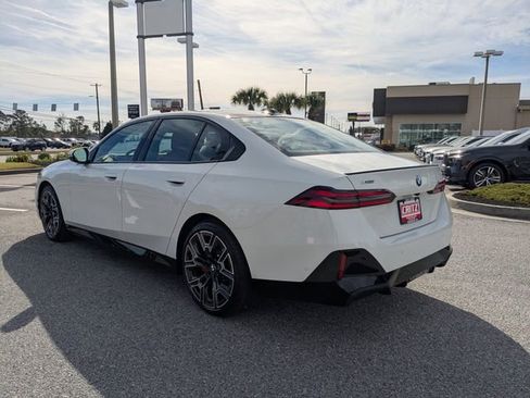 New 2026 BMW 530i xDrive w/ Executive Package image 6