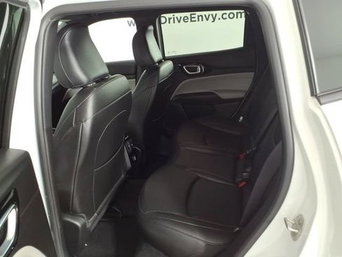Used 2024 Jeep Compass Limited AWD/4WD image 9