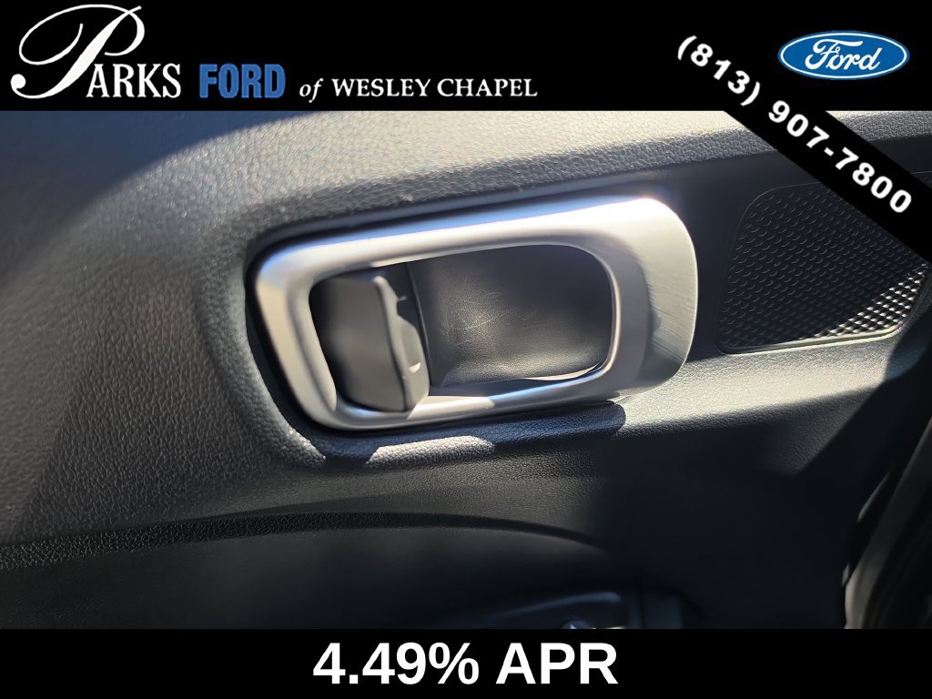 Used 2023 Hyundai Venue SE FWD image 17