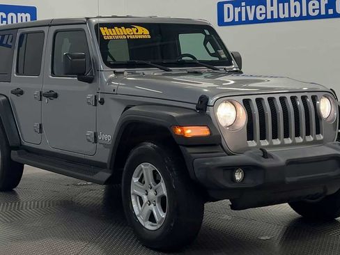 Used 2018 Jeep Wrangler Unlimited Sport S AWD/4WD image 2