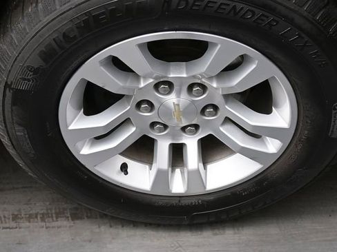 Used 2020 Chevrolet Tahoe LT image 32