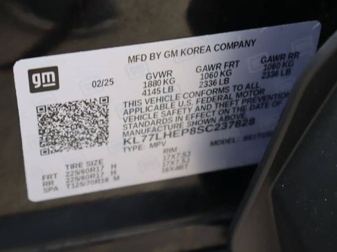 Used 2025 Chevrolet Trax LT w/ LT Convenience Package FWD image 27