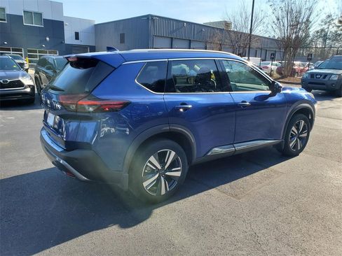 Certified 2023 Nissan Rogue SL w/ SL Premium Package image 4