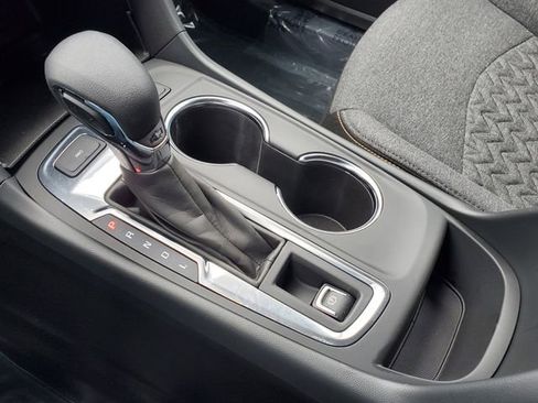 Certified 2024 Chevrolet Equinox LT w/ LPO, Floor Liner Package image 36