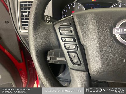 Used 2022 Nissan Frontier SV w/ Technology Package RWD image 43