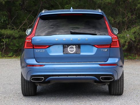 Used 2019 Volvo XC60 T5 R-Design w/ Protection Package Premier AWD/4WD image 4