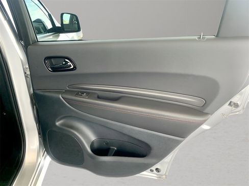Used 2024 Dodge Durango GT image 27