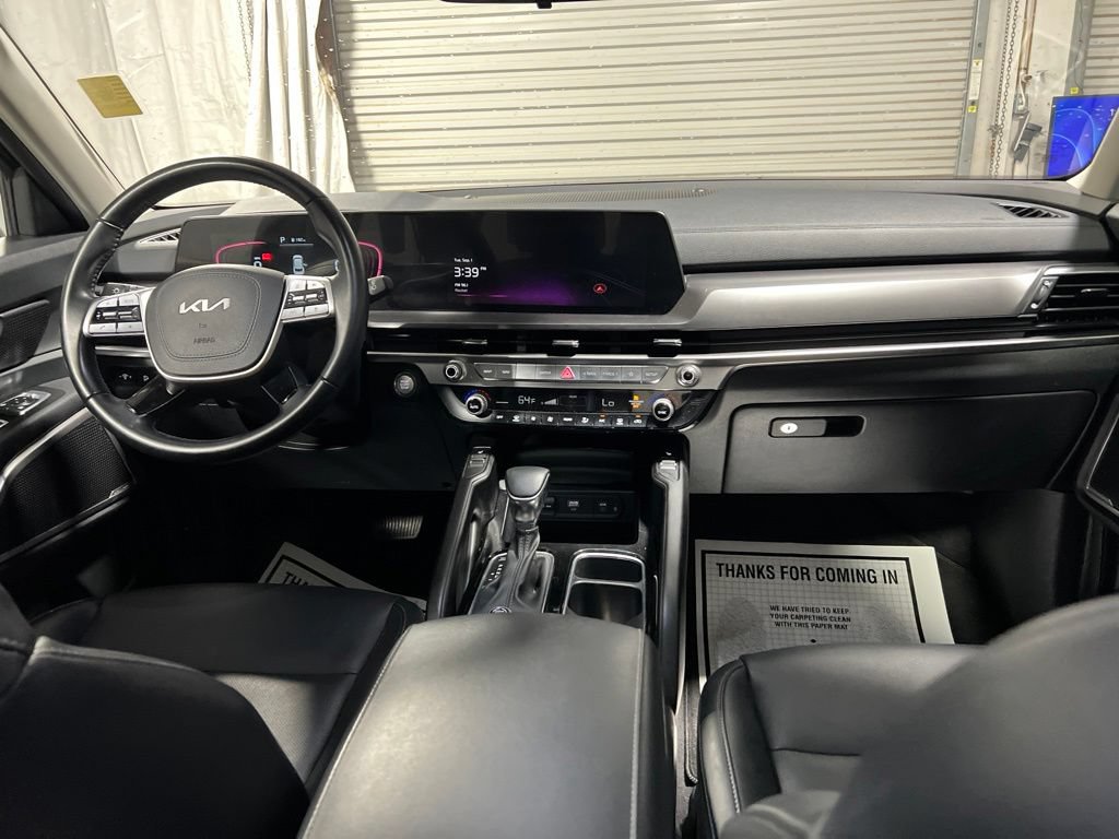 Used 2025 Kia Telluride S FWD image 13