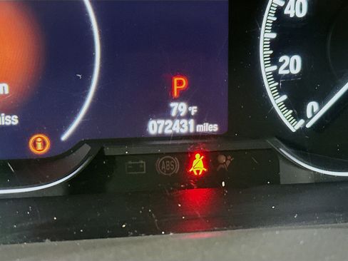 Used 2018 Honda Accord Sport image 19