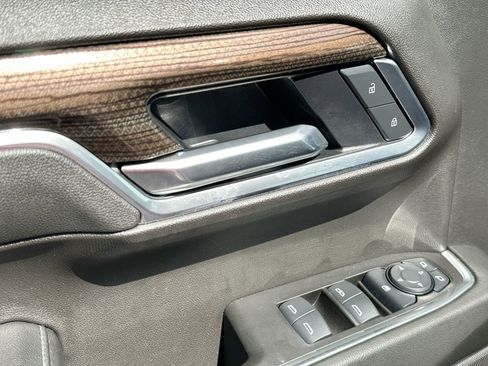 Used 2025 Chevrolet Silverado 1500 RST image 13