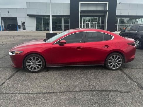 Used 2022 MAZDA MAZDA3 s FWD image 2