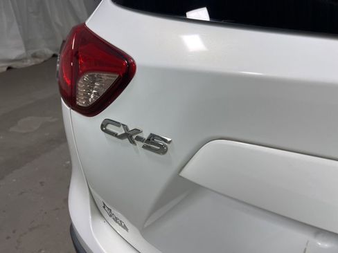 Used 2016 MAZDA CX-5 Touring FWD image 14